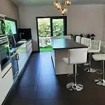 빌라 Elegante A Porto-vecchio Avec Piscine Privee