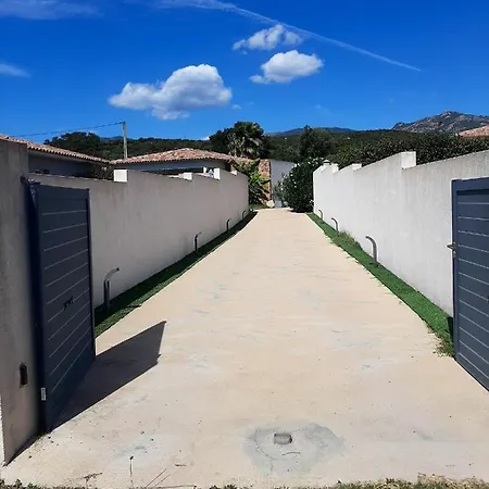 élégante à Porto-vecchio Avec Piscine Privée *